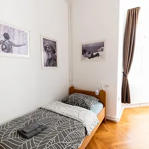 3* Affittacamere Galeria
